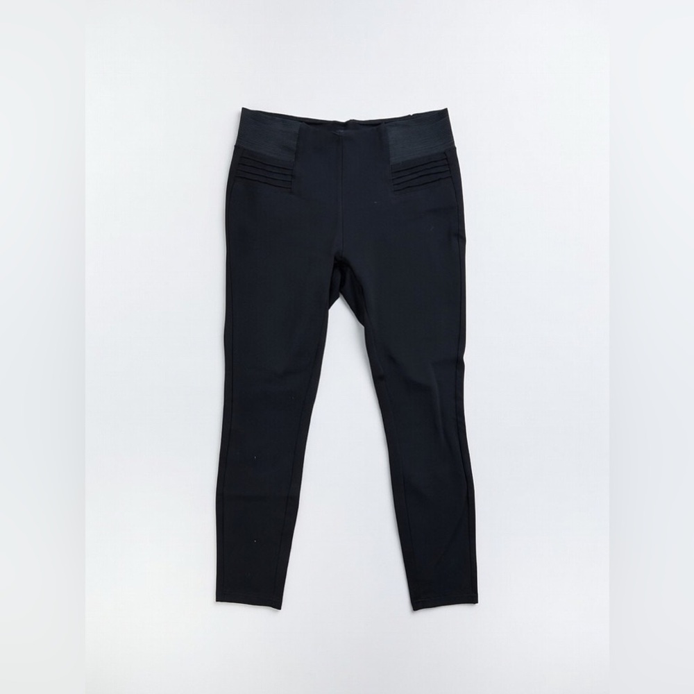 Women’s Black Pants Size M
